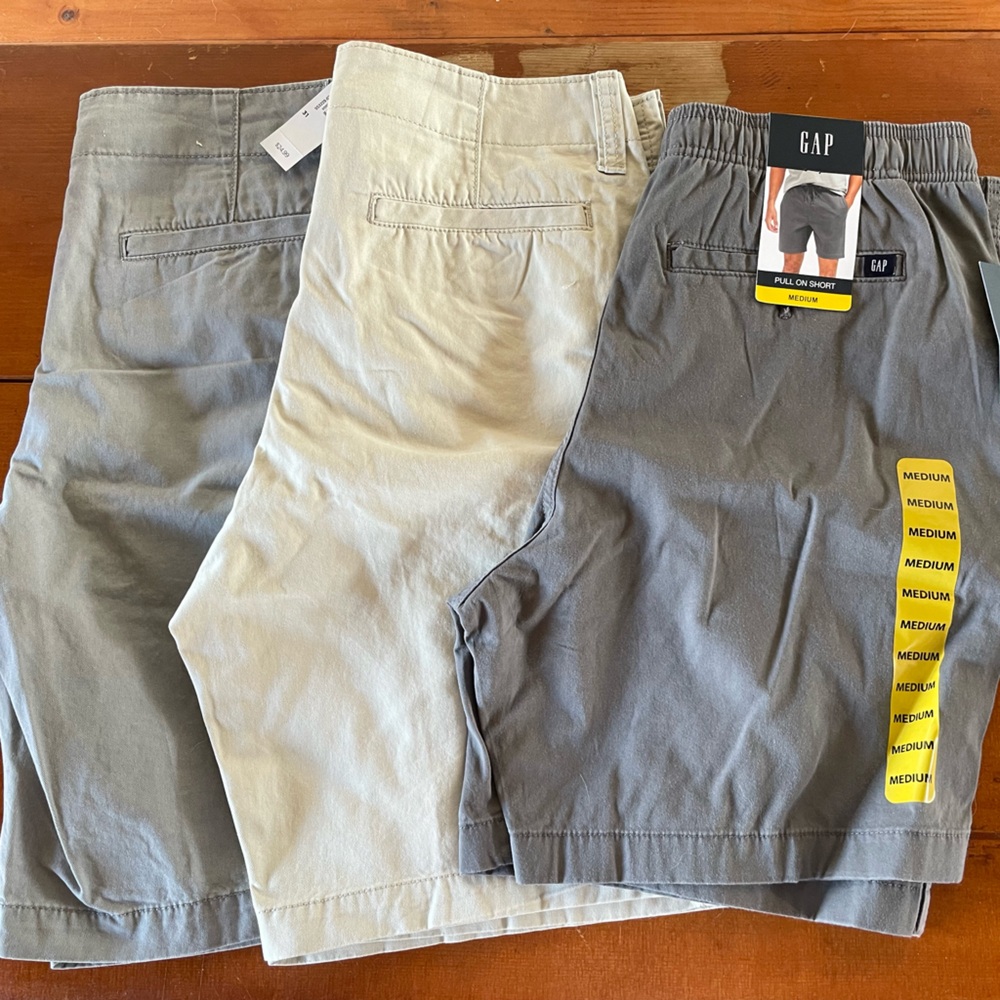 Men's Casual Shorts - Gray and Beige